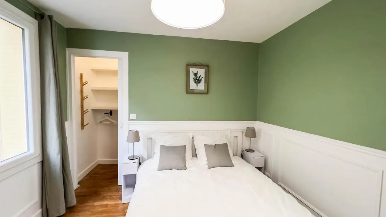 Appartement 4 Etoiles En Centre Ville De Vichy - Le Basile